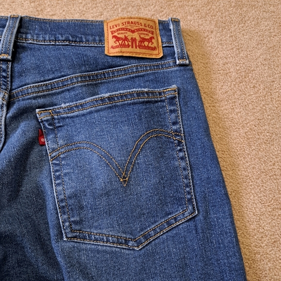 Levi's Wedgie Straight jeans - Picture 11 of 14